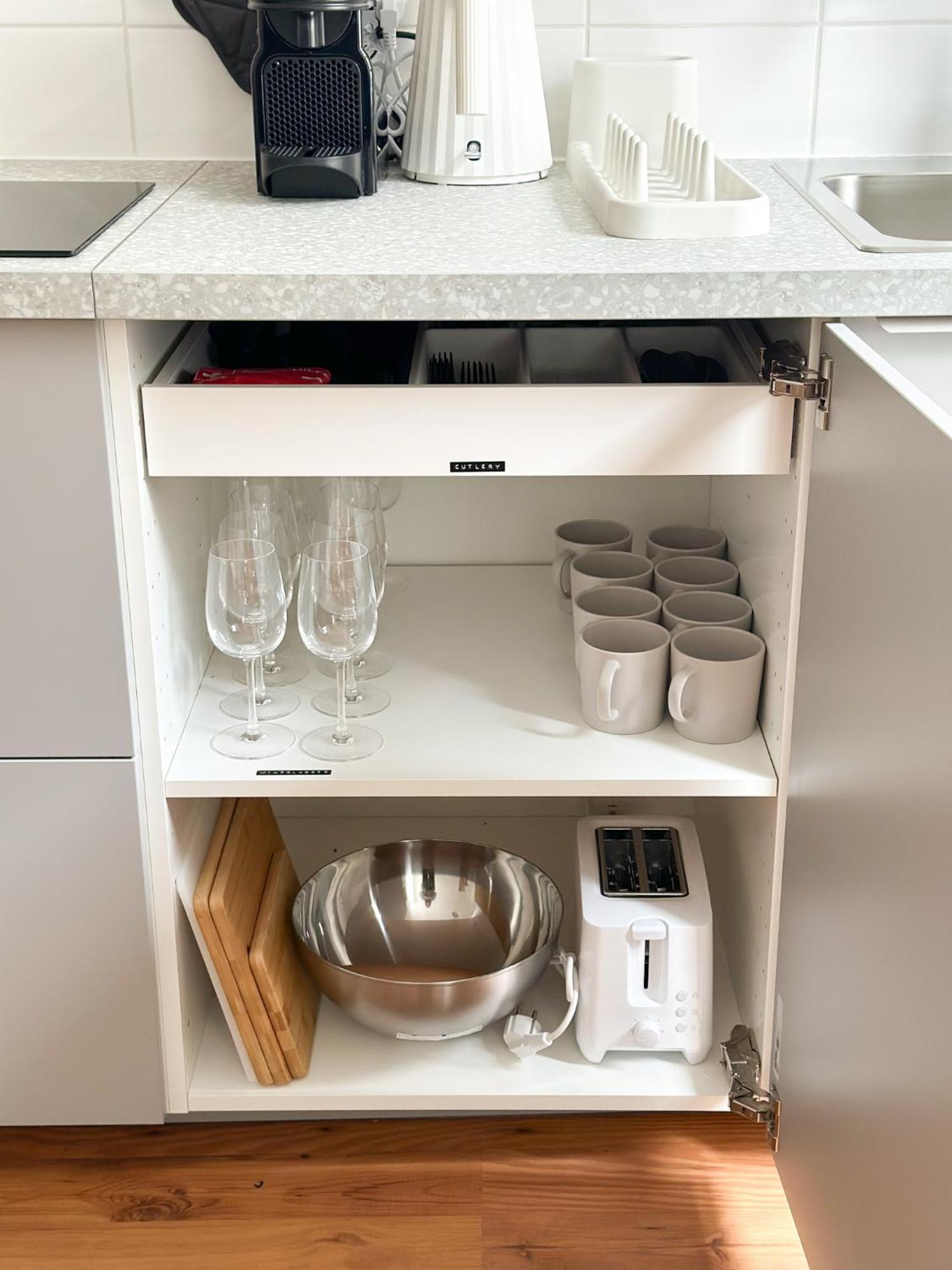Nook Design-apartments Mit Kueche, Duschbad, Neben U-bahn Station Aber Ruhig Gelegen Appartement *